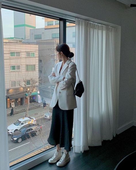 Gaun Tulle, Aesthetics Outfits, Fall Aesthetics, Fall Maxi, Skirts Outfits, Japan Outfit, Maxi Skirt Outfits, Korean Casual Outfits, Classy Work Outfits