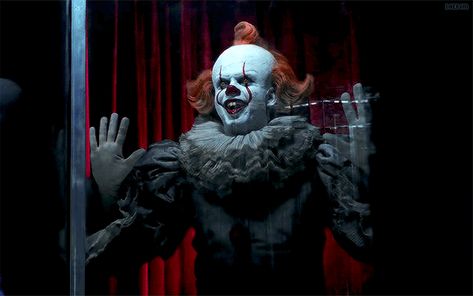 Pennywise Film, Es Pennywise, Bill Skarsgard Pennywise, Vanellope Y Ralph, It Chapter 2, It Eso, Slasher Horror, Clown Horror, Pennywise The Clown