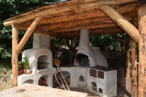 Canning Station, Pizza Oven Outdoor Kitchen, Cob Oven, Rv Lots, Cob Building, Yurt Living, Earth Bag Homes, Wood Burning Oven, Earthship Home