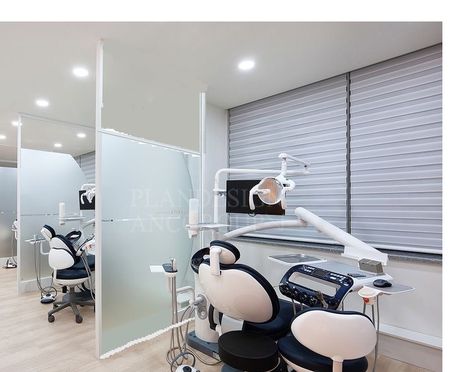 Dentist Office Design Interiors, Hospital Architecture, Dental Design Interior, Dental Design, Dentistry Office, Dentist Office Design, Healthcare Interior Design, Dental Office Design Interiors, Dental Office Decor