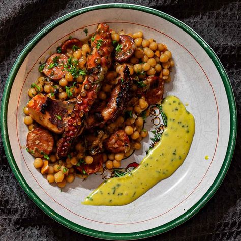 Pearled Couscous, Pearl Couscous, Grilled Octopus, Couscous Recipes, Chorizo Sausage, Fresh Chicken, Simply Delicious, Cooking Art, Aioli