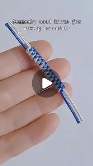 Ending Bracelets Knot, Surgeons Knot For Stretch Bracelets, Tying Bracelet Knots, Bracelet Knots Adjustable, Square Knot Bracelet Tutorial, Knotted Necklace Diy, Cord Bracelet Diy, Knots Jewelry, Square Knot Bracelets