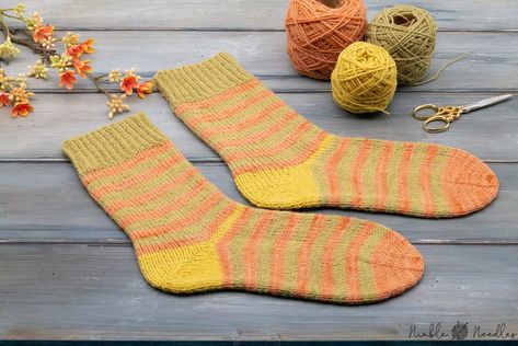 Short Row Heel, Knitted Socks Free Pattern, Knitted Slippers Pattern, Heels Patterns, Knitting Paterns, Sock Knitting, Knitting Instructions, Sock Knitting Patterns, Slippers Pattern