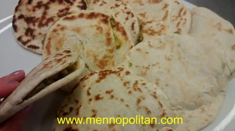 Flour Gorditas, Papusa Recipe, Gorditas Recipe Mexican, Gorditas Recipe, How To Make Flour, Pancake Griddle, Recipes With Flour Tortillas, Roasted Poblano Peppers, Tortilla Recipe