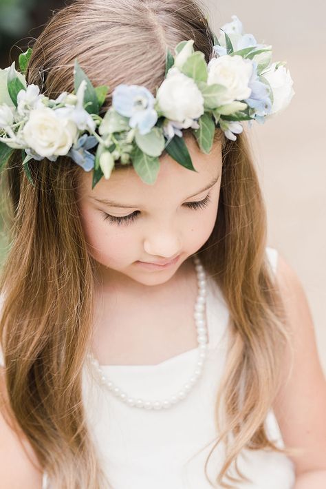 Flower Girl Headband Floral, Flower Crowns Flower Girl, Blue And White Flower Crown, Nautic Wedding, White Flower Girl Crown, Flower Girl Crown Wedding, Flower Girl Flower Crown, Woodland Wedding Bouquet, Flower Crown Flower Girl