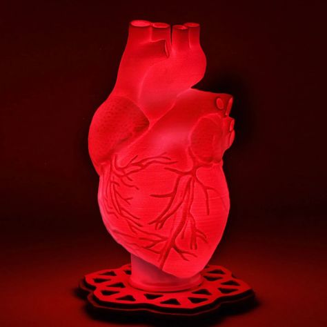 Unique Lamps Bedroom, Red Office Decor Ideas, Weird House Decor, Heart Lamp, Dark Hallway, Heart 3d, Lamp Decoration, Creative Lamps, Accent Lamps