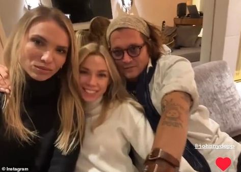 REVEALED: Johnny Depp's new blonde girlfriend two years after trial Johnny Depp Girlfriend, Johnny Depp Wife, Johnny Depp News, Johnny Depp And Amber Heard, Two Blondes, Johnny Depp And Amber, Blonde Girlfriend, Stylish People, Johnny Depp Fans