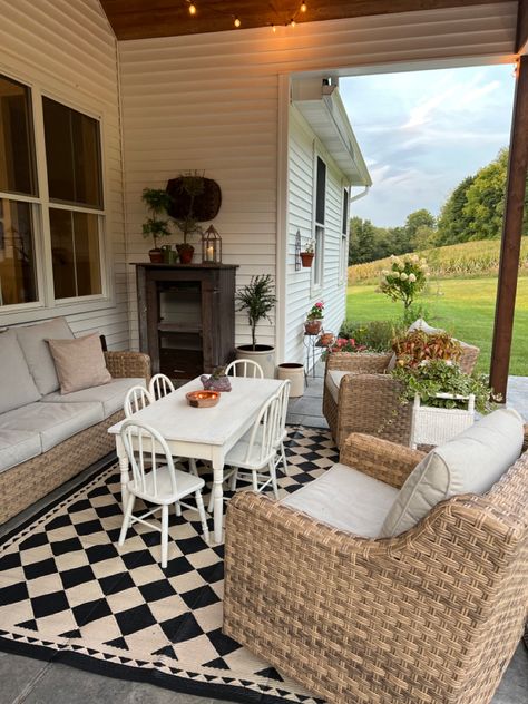 Backporch decor, diamond rug, vintage style outdoor rug, vintage porch decor, back porch ideas, antique porch furniture antique porch decor, antique style outdoor rug Vintage Porch Decor, Outdoor Rug Ideas, Vintage Porch, Rug Ideas, New Farm, Back Porch Ideas, Porch Decor, Cozy Space, Back Porch