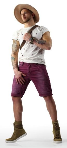 Distressed Purple Denim Shorts by Pascucci. Designed with weathered fabric and slight wrinkling for a worn-out vintage effect. These shorts are an effortless way to introduce a pop of color into your spring wardrobe. | www.differio.com Purple Shorts Outfit Men, Lavender Shorts Outfit Men, Purple Shorts Outfit, Purple Relaxed Fit Summer Shorts, Casual Purple Cotton Shorts, Purple Relaxed Fit Shorts, Mens Shorts Outfits, Purple Shorts, Summer Outfits Men