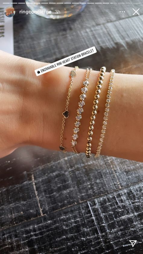 Gold Bracelets Stacked, Jewelry Wishlist, Bracelet Layering, Bracelet Stacks, Handmade Jewelry Tutorials, Dope Jewelry, Jewelry Fashion Trends, Classy Jewelry, Stacked Jewelry