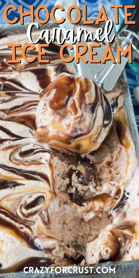 No Churn Chocolate Ice Cream - this easy ice cream recipe is full of chocolate with a caramel fudge ribbon in the middle. Perfect for summer! Churned Ice Cream Recipes, Recipes For Ice Cream Maker, Gourmet Ice Cream Recipes, No Churn Chocolate Ice Cream, Frozen Deserts, Beer Ice Cream, Dark Chocolate Ice Cream, Christmas Ice Cream, Churn Ice Cream