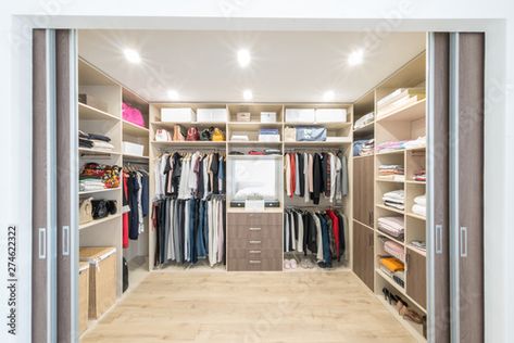 Clothes Room, Big Wardrobe, Built In Cubbies, Closet Hacks, Wardrobe Designs, Custom Home Plans, Closet Layout, Small Closets, Church Flyer