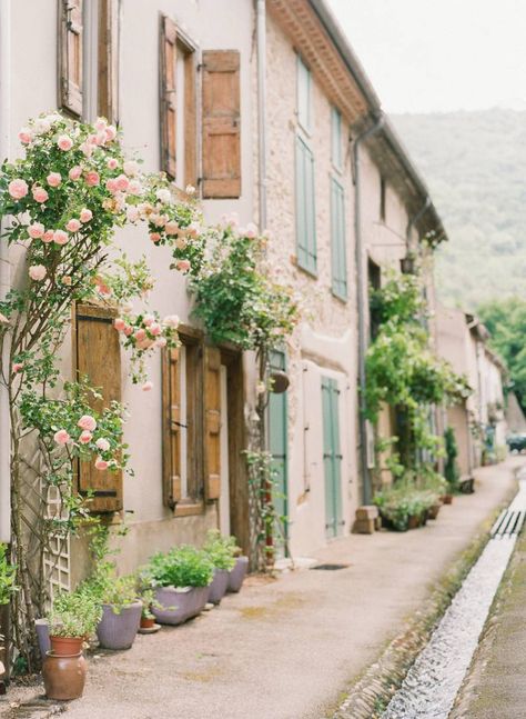 Idyllic House, South France Countryside, South Of France Architecture, Small French Village, South France Villages, France Small Towns, Red Photography, France Aesthetic, Living In London