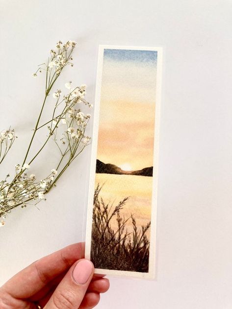 Watercolor Bookmarks Mountains, Watercolour Painting Bookmarks, Simple Watercolour Bookmarks, Painted Bookmarks Acrylic, Easy Watercolor Bookmarks, Sunset Lake Painting, Sunset Bookmark, Watercolour Sunset, Watercolour Bookmarks