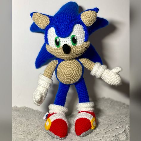 Jake The Dog Keychain Sonic Crochet Pattern, Sonic Crochet, Blue Hedgehog, Red Yarn, Crochet Doll Pattern, Half Double Crochet, The Hedgehog, Yarn Needle, Doll Pattern