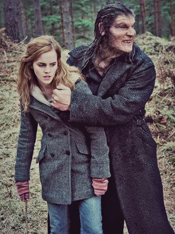 Hermione Granger and Fenrir Greyback - Emma Watson and Dave Legeno in Harry Potter and the Deathly Hallows: Part 1 (2010). Fenrir Greyback, Deathly Hallows Part 1, Harry Potter Deathly Hallows, Ron And Hermione, Harry Potter Actors, Harry Potter Hermione, Lord Voldemort, Harry Potter Cast, Wizarding World Of Harry Potter