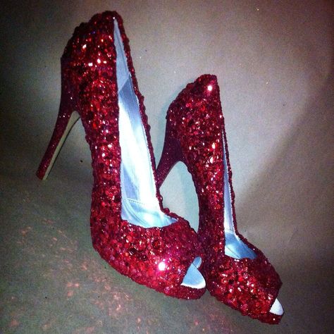 This listing is for a custom-made pair of sparkly shimmer heels! These heels are made to your specifications.  They can be any height...any style....and any size.  If you browse my shop you'll see many past examples of styles I've made and colors I've used.   I only use heels that are completely true to size and extremely comfortable.   I have other heel listings in my shop also that are jeweled or beaded.  They all shimmer and sparkle, but they have slightly different looks. The general time it Quinceanera Heels, Quince Heels, Red Quinceanera Ideas, Shoes For The Bride, Bling Wedding Shoes, Quinceanera Shoes, Red Quince, Red Wedding Shoes, Bling Heels