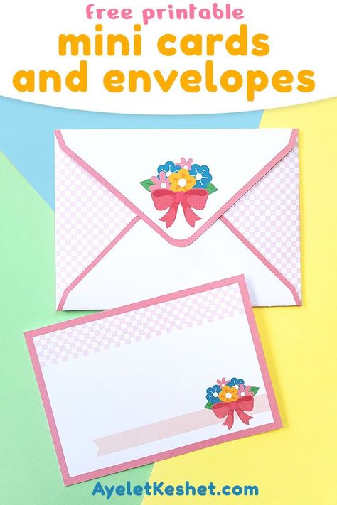 Free Valentine's Day printable: cute little printable cards and envelopes. There are two color options: pink and blue. Enjoy! #Ayelet_Keshet #freeprintables #valentinesday #printableenvelope #stationery #cutestationery #printablecards #ValentinesPrintables Cute Envelope Printable, Cute Envolpes Printable, Mini Envelope Template Free Printable Patterns, A2 Envelope Template Free Printables, Large Envelope Template Free Printable, American Flag Coloring Page, Free Printable Envelopes, Printable Note Cards, Cardstock Crafts