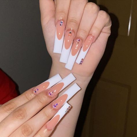 Xl Long Acrylic Nails French Tip, Xl French Tip Nails, Simple French Style, Armani Hotel, Edge Nails, Punk Nails, Long Acrylic Nail Designs, Cute Acrylic Nail Designs, Simple Acrylic Nails