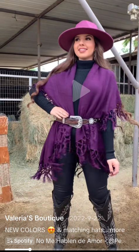 Green Western Outfit, Winter Western Outfits Women, Western Outfits Women Plus Size, Winter Western Outfits, Shawl For Women, Western Outfit, Western Outfits Women, Cowgirl Outfits, Women Plus Size