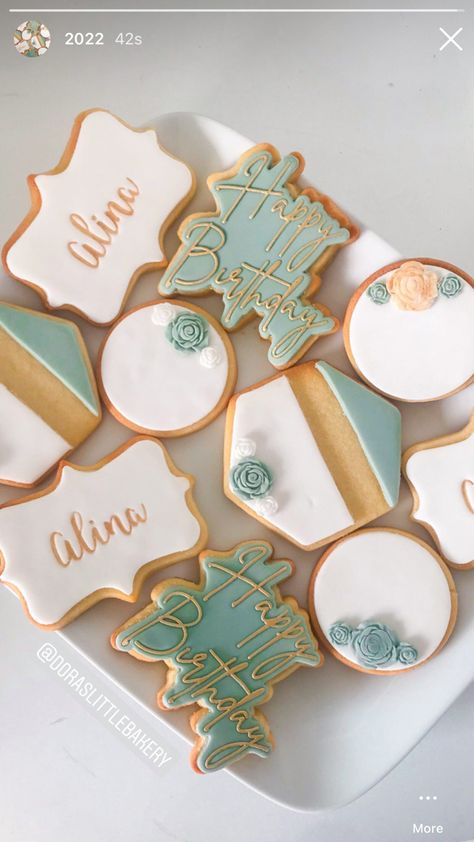 Sage Green Cookies Birthday, Gold Birthday Cookies, Mint Sugar Cookies, Gold Cookies, Green Birthday, 50th Birthday Cake, Pretty Cookies, Color Turquesa, Bday Girl