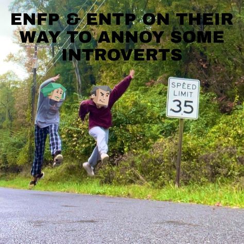 Mbti Memes Humor, Enfp X Intj Mbti Fanart, Mbti Meme Funny, Enfp And Entp, Enfp X Entp, Enfp Meme, Mbti Humor, Enfp Art, Mbti Funny