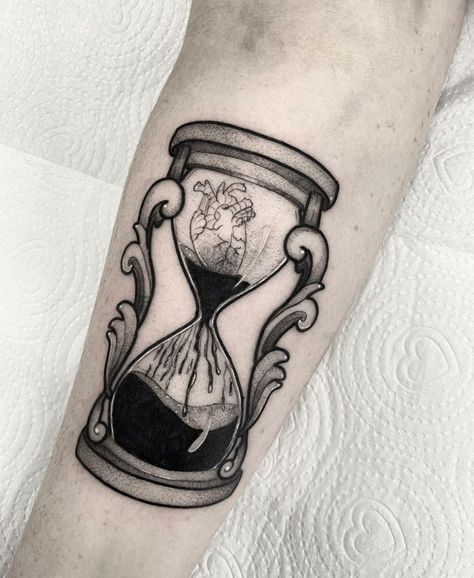 Hourglass Tattoos, Infinity Tattoo With Feather, Hourglass Tattoo, Soul Tattoo, Watch Tattoos, Gothic Tattoo, Tattoo Stencil Outline, Dark Art Tattoo, 3d Tattoo