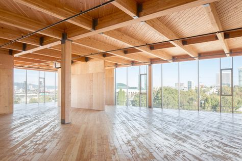 Glass facade reveals timber structure of Portland office building Timber Curtain Wall, Wood Structure Architecture, Clt Architecture, Timber Column, Masonry Construction, Glass Facade, Timber Architecture, Timber Roof, Glass Curtain