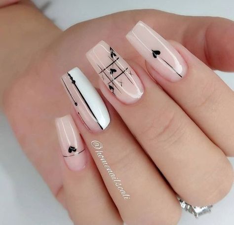 Home Nails, Line Nail Art, Lines On Nails, Blush Nails, Designs Nail, Black Nail, Acrylic Nails Coffin Short, Short Acrylic Nails Designs, Design Nail