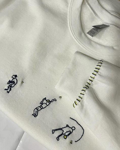 weekend project!! each time i stitch i always find a way to add a special touch. this detail was the sleeve detail that matched the small green detailing on the racquets and the little tennis balls 🎾👟🏅 #stitchiesbyag #embroidery #tennis #tennis🎾 #tennisplayer #custommade #sweatshirts #sweatshirt Tennis Embroidery, Racquets, Weekend Projects, Tennis Balls, Find A Way, Birthday Gift Ideas, Tennis Players, Sleeve Detail, Custom Made