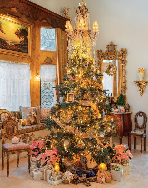 Ten Favorite Trees: A Victoria Christmas - Victoria Magazine Victoria Christmas, Victoria Magazine, Winter Fairy, Old World Style, Pink Christmas Tree, Indoor Christmas, Rococo Style, Victorian Christmas, Homemade Christmas Gifts