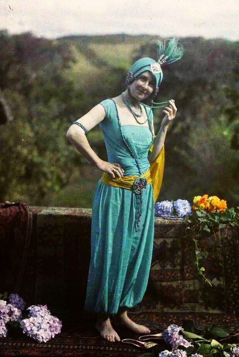 Gustave Gain: 23 Rare and Stunning Color Portraits of French Women from the 1920s 1920s Bohemian Fashion, 1930s Bohemian Fashion, Turkish Outfit, Cherbourg France, 1920s Bohemian, 1920s France, Dolores Costello, Norman Lindsay, Felix Vallotton