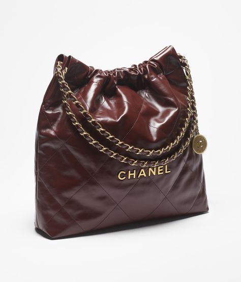 Chanel 22 handbag, Shiny calfskin & gold-tone metal , dark brown — Fashion | CHANEL Chanel Brown Bag, Chanel 22 Bag, Chanel 22, Handbags Chanel, Luxury Lifestyle Women, Chanel Store, Fashion Chanel, Chanel Official, Chanel Official Website