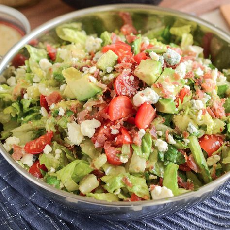 COPYCAT MAGGIANO'S CHOPPED SALAD Maggianos Chopped Salad, Salad Chopped, Chopped Salad Recipe, Best Summer Salads, Oregano Salt, Chopped Salad Recipes, Copycat Restaurant Recipes, Juicy Tomatoes, Dry Mustard