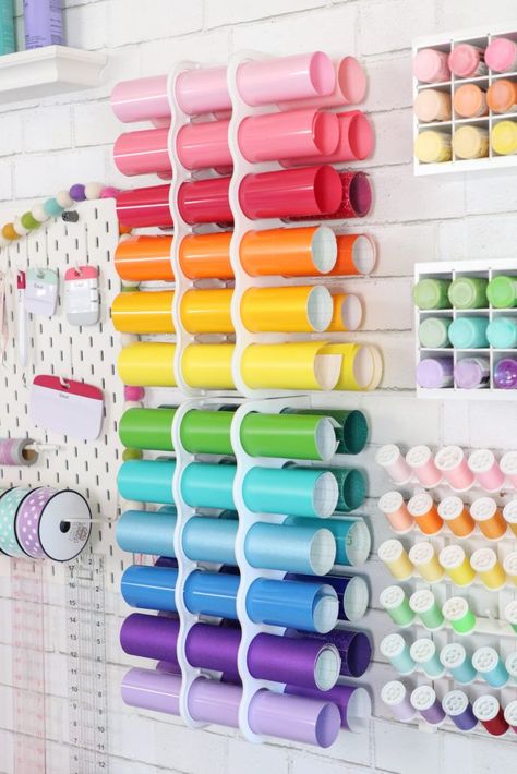 Diy Vinyl Storage Rack, Cricut Storage Ideas, Diy Vinyl Storage, Organized Craft Space, Cricut Storage, Dream Craft Room, Craft Room Design, Craft Space, Paint Storage