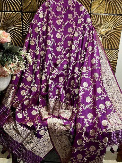 Banaras Dupatta, Iktara Banaras, Dupatta Setting, Dupatta Draping, Dupatta Style, Banaras Sarees, Traditional Attires, Bridal Sarees, Indian Traditional