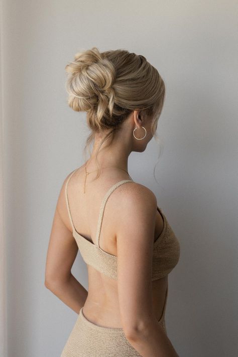 3 Summer Hairstyles Trends to Try This Season - Alex Gaboury Easy Loose Updos For Long Hair, Mid Head Updo, Fancy Updos For Long Hair Prom, Simple High Updo, Elegant Updos For Medium Hair Tutorial, Ball Hairstyles Updo, Updo Thick Long Hair, Long Bun Hairstyles, Prom Hairstyles For Long Hair Updo