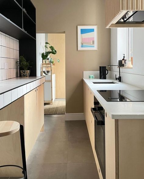 Tash Bradley (@tash_lickcolour) • Instagram photos and videos Neutral Kitchen Ideas, Japandi Style Kitchen, Japandi Kitchen, Plywood Kitchen, Japandi Decor, Japandi Living, Japandi Design, Neutral Kitchen, Neutral Paint Color