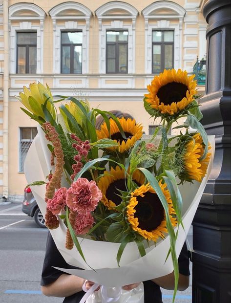 Poppy Bouquet Aesthetic, Wildflowers Aesthetic Bouquet, Yellow Flower Bouquet Aesthetic, Bouquet Of Flowers Aesthetic Yellow, Huge Bouquet Of Flowers Aesthetic, Boquette Flowers, Flowers Bouquet Gift, Nothing But Flowers, Colorful Bouquet