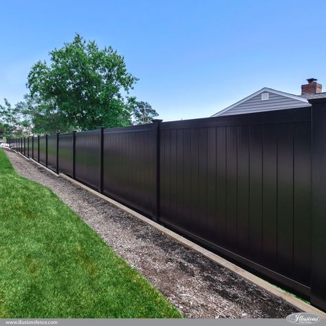 Black PVC Vinyl Low Maintenance Privacy Fence Panels from Illusions Vinyl Fence is a perfect good neighbor fence idea for your home or business. #fenceideas #black #pvc #vinyl #fence #backyardideas #homedecor Backyard Fence Ideas Privacy, Backyard Fence Ideas, Cheap Privacy Fence, Good Neighbor Fence, Gardens Backyard, Concrete Backyard, Vinyl Fence Panels, Vinyl Privacy Fence, Privacy Fence Panels