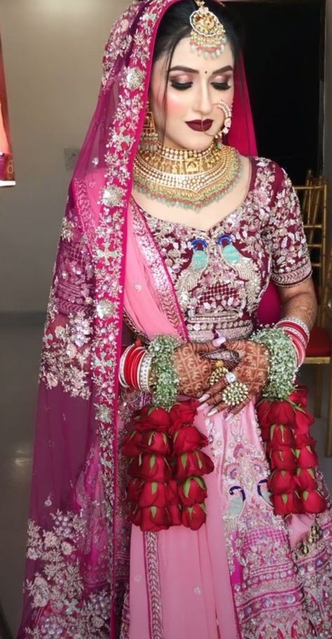 Floral Kalire, Digital Marketing Courses, Latest Bridal Lehenga, Indian Outfits Lehenga, Wedding Lehenga Designs, Indian Bride Outfits, Bridal Lehenga Collection, Latest Bridal Dresses, Indian Bridal Lehenga