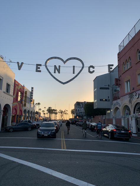 Venice California Aesthetic, California 2000s, California Dreaming Aesthetic, Venice Beach Aesthetic, Vintage California Aesthetic, Lana Albums, Venice Los Angeles, La Summer, Los Angeles Aesthetic