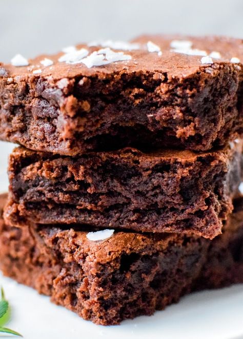 Cannabutter Brownies, Cannabutter Recipe, Pot Brownie, Cannibis Recipes, Gummies Recipe, Delicious Brownies, Edible Food, Best Recipe, Brownie Recipes