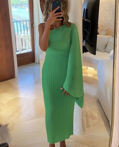 Rich Khaleeji, Daily Fashion, Wrap Dress, Sweater Dress, Dresses With Sleeves, Long Sleeve Dress, Paris, Wardrobe, Long Sleeve