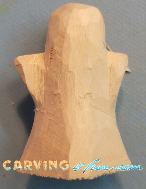 Wooden Ghosts Wood Crafts, Beginner Whittling Projects, Whittling Ideas, Whittling Projects, Whittling Knife, Fun Halloween Decor, Try Your Best, Spooky Ghost, Carving Ideas