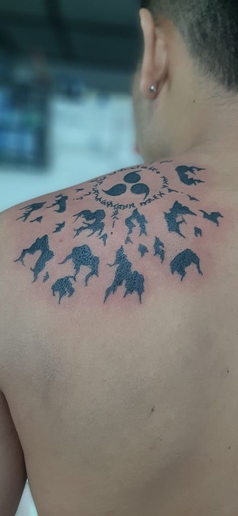 Sasuke Curse Mark Tattoo Stencil, Itachi Crows Tattoo, Sasuke Uchiha Curse Mark Tattoo, Assume Curse Mark Tattoo, Sasuke Uchiha Tattoo Ideas, Uchiha Tattoo Ideas, Itachi Crow Tattoo, Naruto Curse Mark Tattoo, Sasuke Uchiha Curse Mark