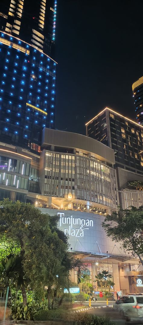 Tunjungan Plaza, Surabaya, Jakarta, Quick Saves