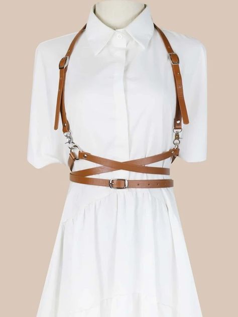 Cainturón harness simple | SHEIN Brown Harness, Harness Belt, Belt Men, Belt Women, Belt Brown, Corset Belt, Leather Harness, Faux Leather Belts, Boutique Accessories