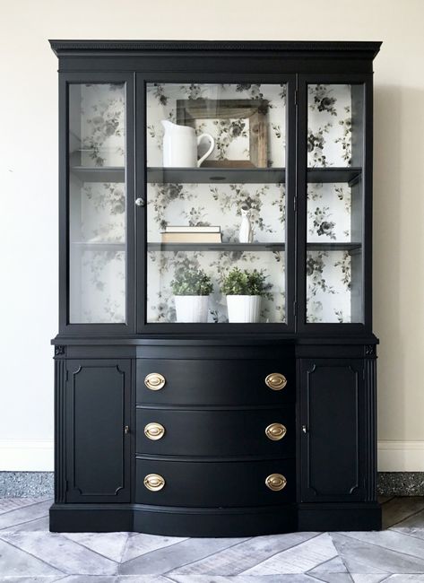 Black China Cabinet, China Cabinet Makeover, Painted China Cabinets, Black China, White Furniture Living Room, Black Lamp, Diy Furniture Renovation, Furniture Rehab, Kitchen Farmhouse