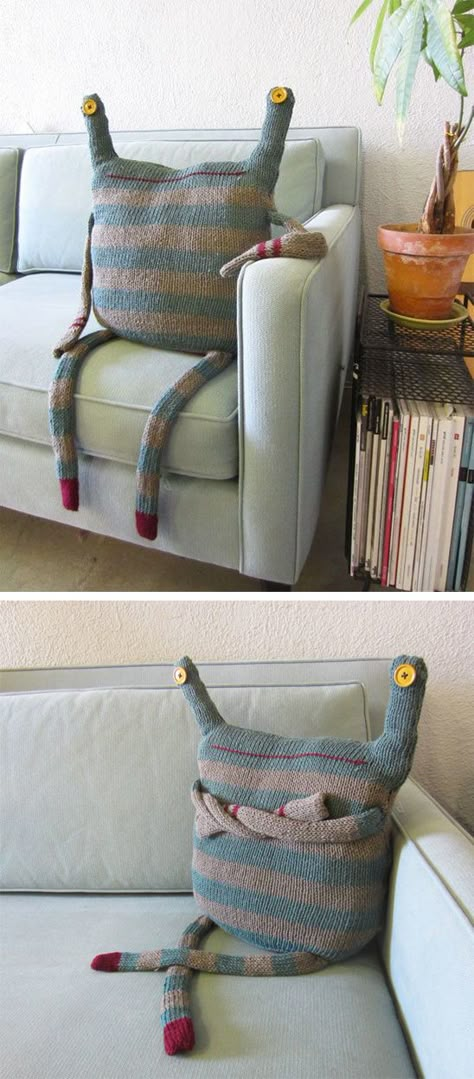 Couch Monster Pattern, Crafts To Do In Bed, Crochet Ideas For Dad, Aesthetic Couches, Fun Pillows Diy, Monster Furniture, Knitting Chair, Couch Monster, Fun Couch